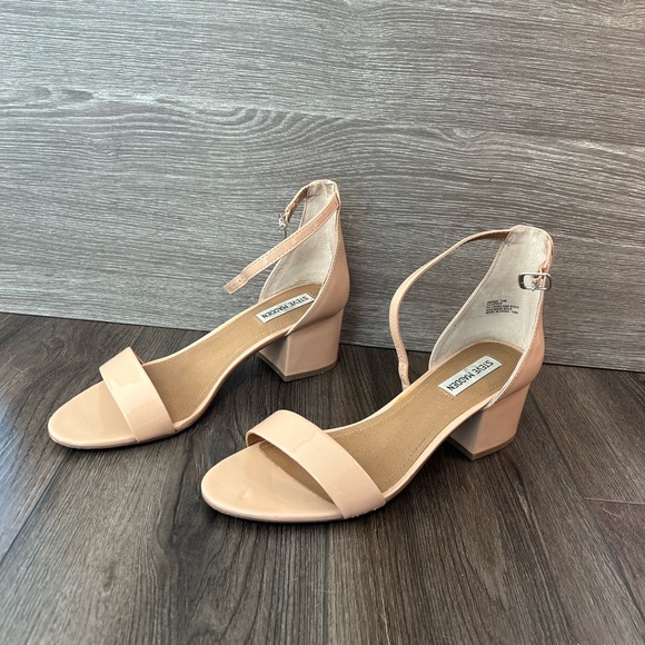 Steve Madden Women's Irenee Heeled Sandal, Pink Blush Patent, Size 10 - Picture 4 of 10